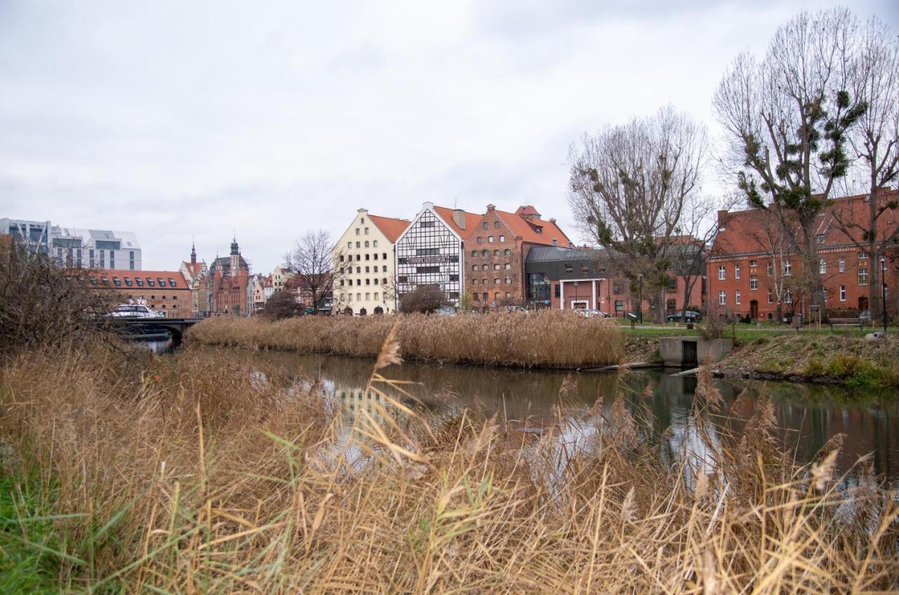 Maya'S Flats & Resorts - River View Gdańsk Exteriör bild