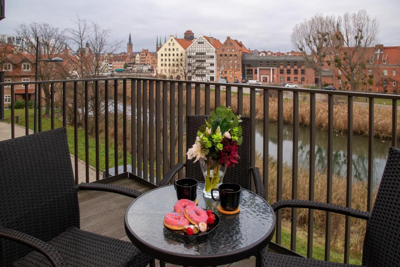 Maya'S Flats & Resorts - River View Gdańsk Exteriör bild